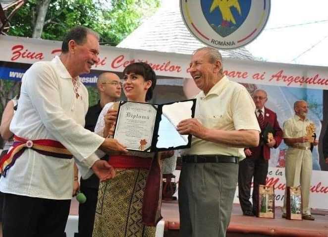 Simona Bucura Oprescu: "CONSTANTIN NICOLESCU, cel care ne-a demonstrat tuturor că valoarea omului o dă munca sa"