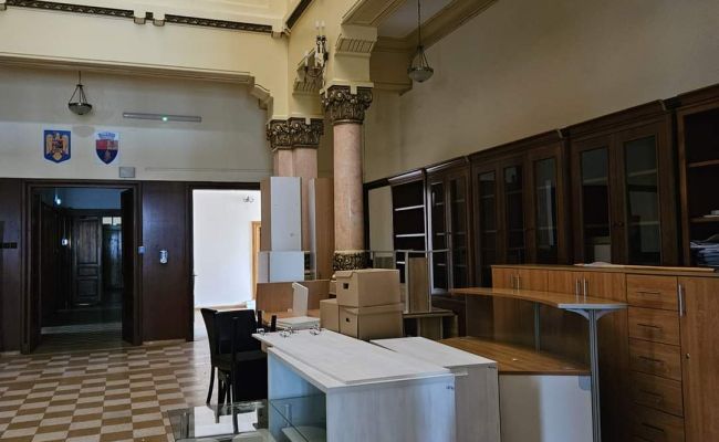 Au început lucrările de renovare energetică a clădirii Primăriei Municipiului Pitești!