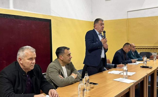 Primarul Cristian Gentea, dialog permanent cu piteștenii