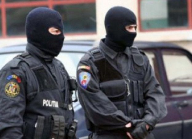 ALERTĂ de GRADUL ZERO la Mărăcineni! Trafic BLOCAT!