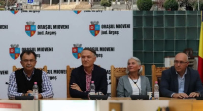 Deschiderea oficială a cursurilor de master, la Mioveni