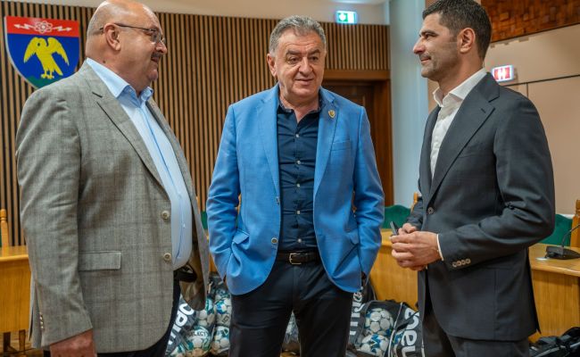 Ion Mînzînă, Cristian Gentea și Dani Coman au anunțat un proiect major pentru școala de fotbal din Pitești:  Consiliul Județean va investi puternic în Centrul de Copii și Juniori