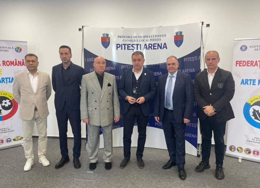 Competiție URIAȘĂ la Pitești Arena