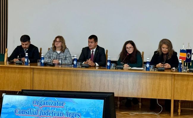 Delegații străine, prezente în ARGEȘ la Târgul de meșteșuguri și produse tradiționale “ROD CU SPOR”!
