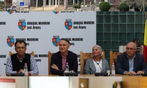 Deschiderea oficială a cursurilor de master, la Mioveni