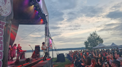 Peste 2000 de oameni la Budeasa Festival! Atmosferă INCENDIARĂ! VIDEO