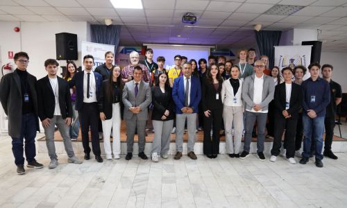 Dialog între tineri și decidenți locali