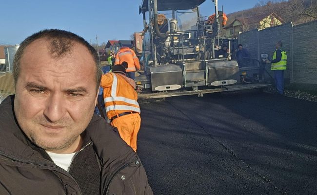 Lucrări de asfaltare în comuna Budeasa