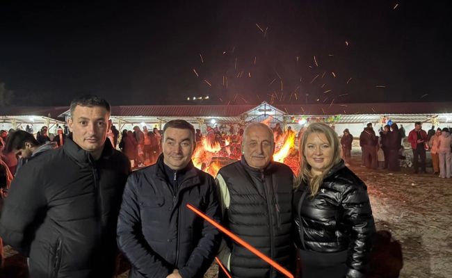Prefectul Ioana Făcăleață, în mijlocul argeșenilor la Focul lui Sumedru!