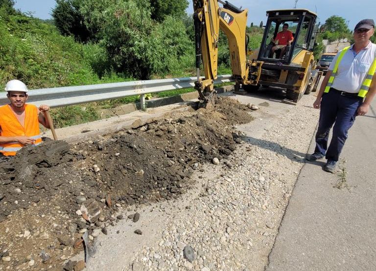 Investiţii pentru extinderea reţelelor de apă şi de canalizare menajeră în Piteşti