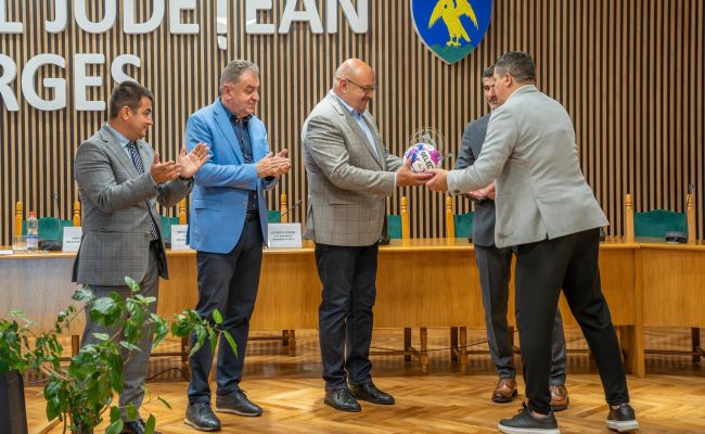 Juniorii de la FC Argeș, premiați de Consiliul Județean Argeș