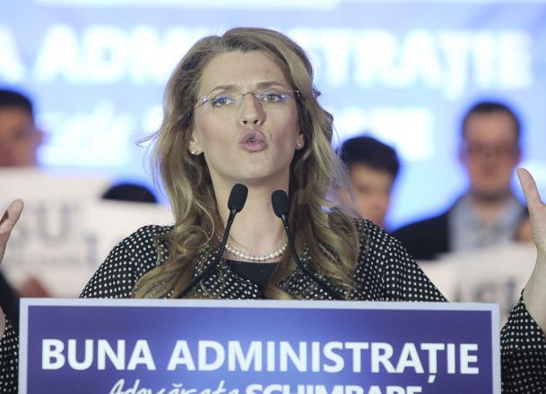 Liberalii argeșeni,  STRATEGIE DE CAMPANIE! SCANDAL ȘI CIRC SĂ DEVENIM CELEBRI!