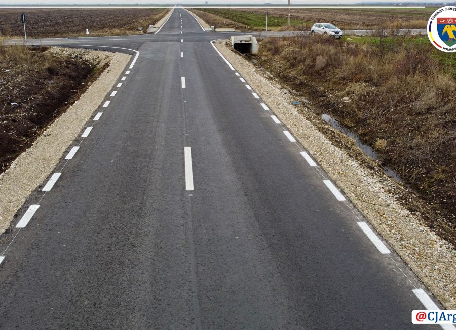 Lucrări de modernizare pe mai multe drumuri din Argeş