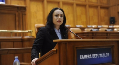 Felicitare deputat Simona Bucura Oprescu