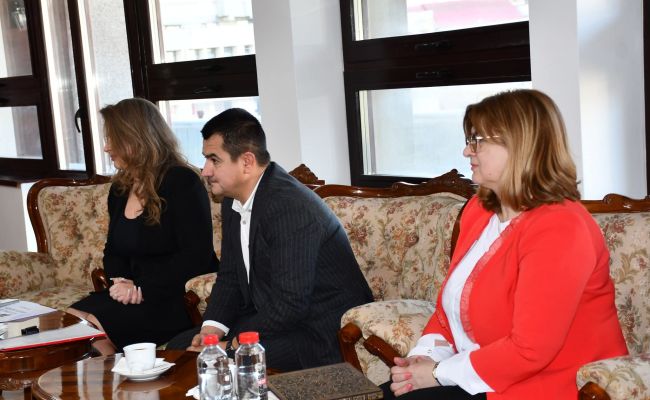 Ambasadorul Indiei, întâlniri oficiale în Argeș și participare la Forumul de afaceri România–India