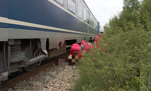 UPDATE! Femeie OMORÂTĂ de tren în Pitești