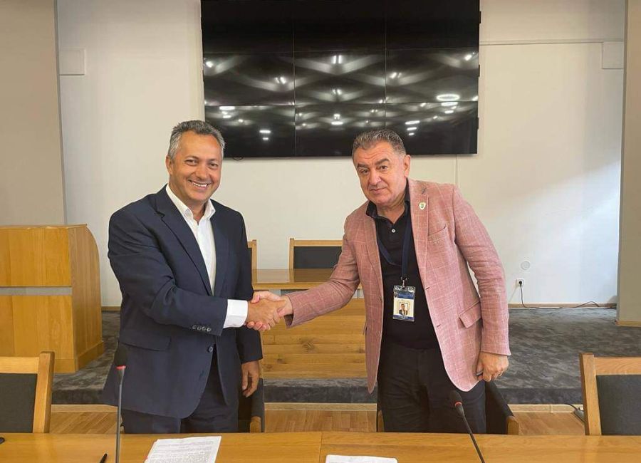 Investiție importantă în Pitești! Primarul Gentea a semnat contractul