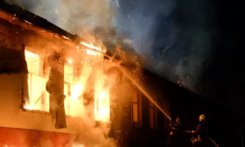 ACUM! ARDE o VILĂ în Argeș!