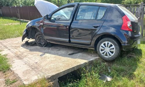Accident provocat de un şofer în vârstă de 80 de ani!