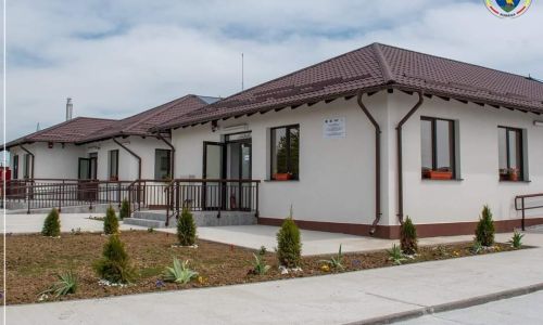 Conducerea Consiliului Județean Argeș salută decizia premierului Marcel Ciolacu de a dispune controale în toate centrele sociale din țară