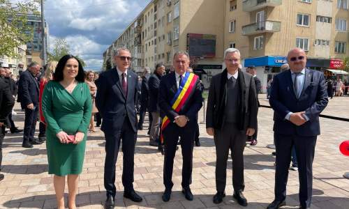Simona Bucura-Oprescu, ministrul Muncii și Solidarității Sociale, lăudată de ambasadorii care au participat la Simfonia Lalelelor