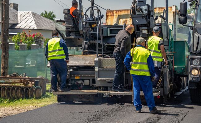 Ion Mînzînă: "La Rătești suntem pe drumul cel bun! Modernizăm și DJ 702 G!"