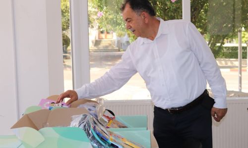 La Mioveni au sosit rechizitele pentru elevii care vor începe clasa pregătitoare!