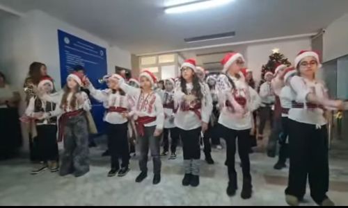 Spectacol de colinde la Spitalul Județean Argeș!