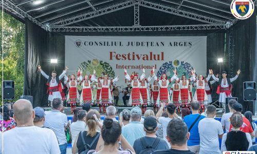 În Argeș va avea loc o nouă ediție a Festivalului Internațional de Folclor "Carpați"