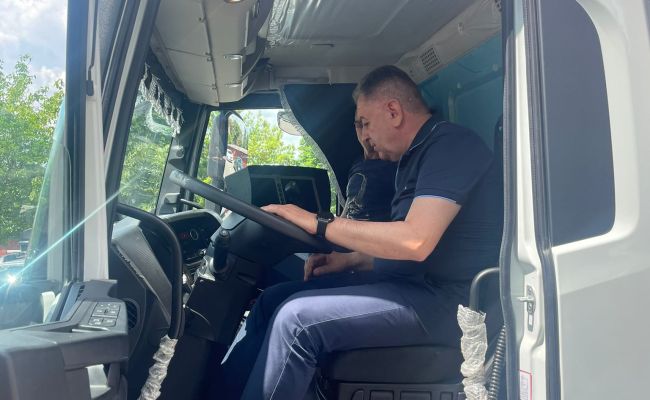 Primele containere îngropate cu cartelă din România, la Piteşti! Cristian Gentea, pe teren