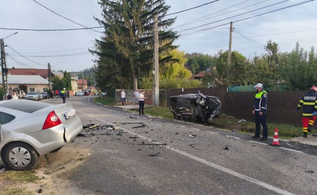 ACUM! Accident MORTAL în Argeș! Victimele aveau 21 și 23 de ani!