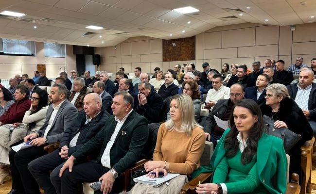 Noi investiții pentru dezvoltare în Argeș. Contractele au fost semnate!