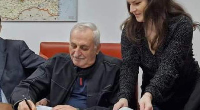 Proiect major la Topoloveni! Primarul Boţârcă a semnat contractul