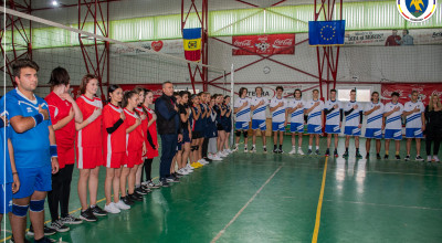 Cupa Liceelor - Viitorii Campioni, competiţii de volei la Curtea de Argeş