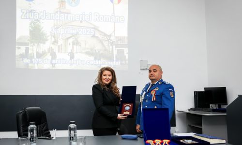 Prefectul Ioana Făcăleață: "La mulți ani, jandarmi argeșeni"