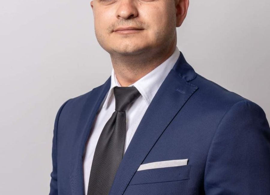 Educația, o prioritate pentru primarul comunei Rociu