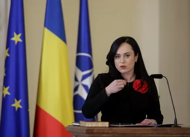 Simona Bucura Oprescu A REUȘIT CREȘTEREA PENSIILOR! PNL S-A OPUS!
