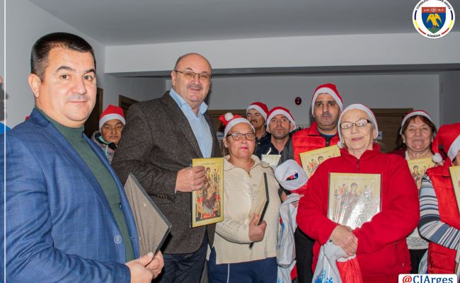 Șefa DGASPC Argeș PREMIATĂ de președintele Autorității Naționale pentru Protecția Drepturilor Persoanelor cu Dizabilități