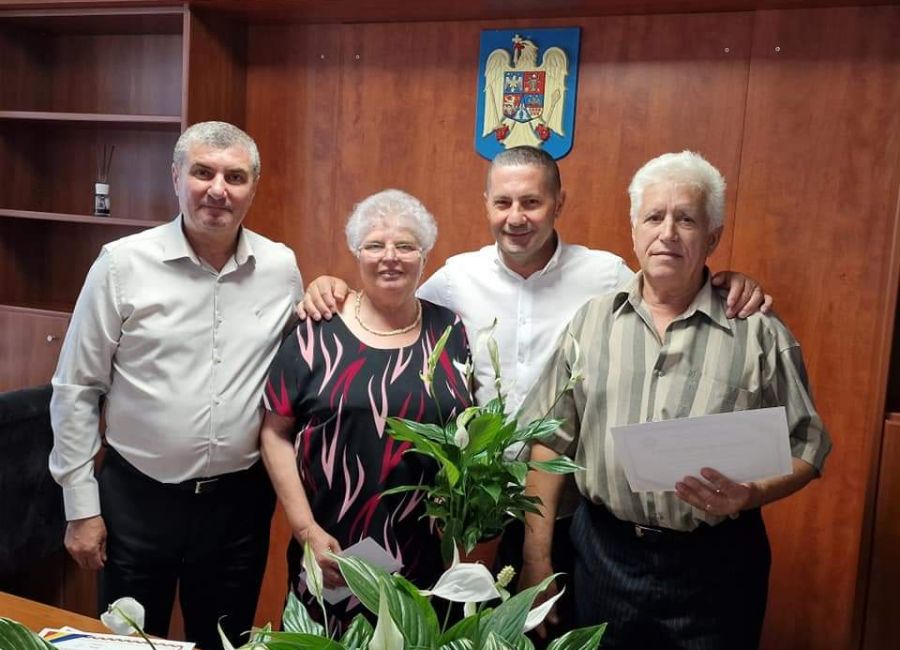 Primarul Dan Stroe a premiat cele mai longevive cupluri