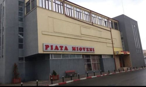 Piața Dacia, program special de funcționare