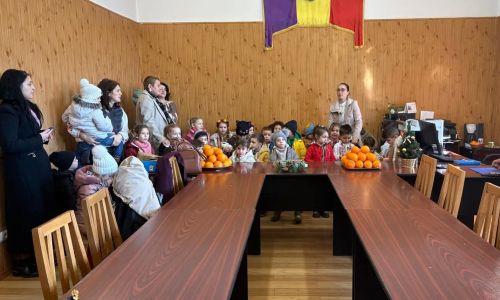 Colindele au răsunat la Primăria Bălilești!