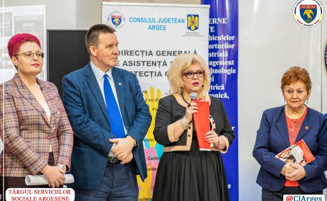 Vicepreședintele Consiliului Județean Argeș, Adrian Bughiu, la deschiderea Târgului Serviciilor Sociale Argeșene