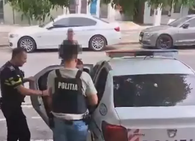 Scandal în Argeș! Și-a BĂTUT soacra și soția!