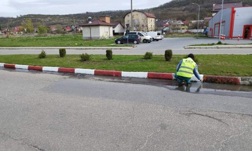 Lucrări de salubrizare la Ștefănești