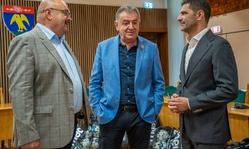 Ion Mînzînă, Cristian Gentea și Dani Coman au anunțat un proiect major pentru școala de fotbal din Pitești:  Consiliul Județean va investi puternic în Centrul de Copii și Juniori