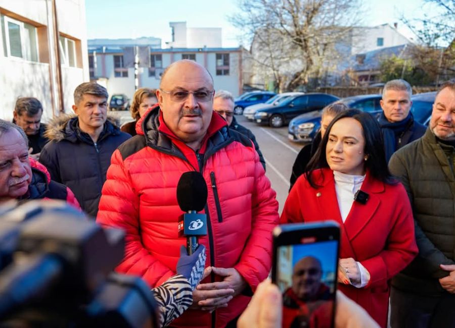 Ministrul Simona Bucura-Oprescu și președintele Ion Mînzînă au votat pentru un președinte care să aducă echilibru și dezvoltare în România