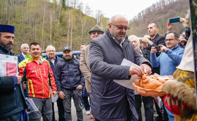 Cetatea Poenari, redeschisă! “Între munte și cer, alături de istorie și oameni inimoși”
