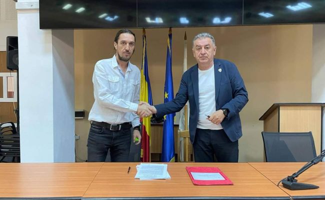 O nouă investiție majoră în Pitești! Primarul Gentea a SEMNAT contractul