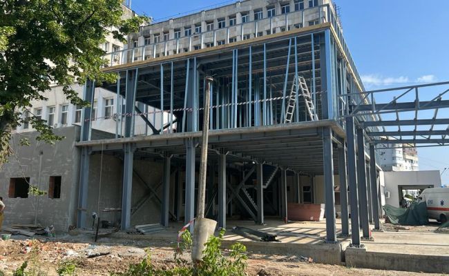 Marius Nicolaescu a verificat stadiul lucrărilor la Spitalul Judeţean de Urgenţă