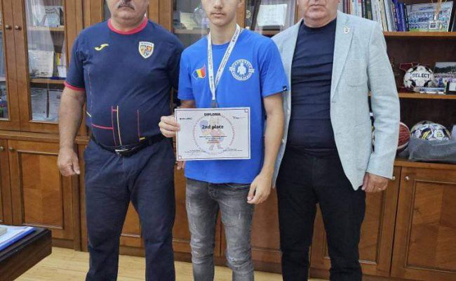 Cristian Gentea, întâlnire cu un vicecampion european al secției de box